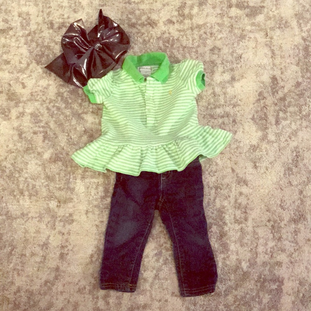 3/$21 Ralph Lauren green and white peplum top.💗